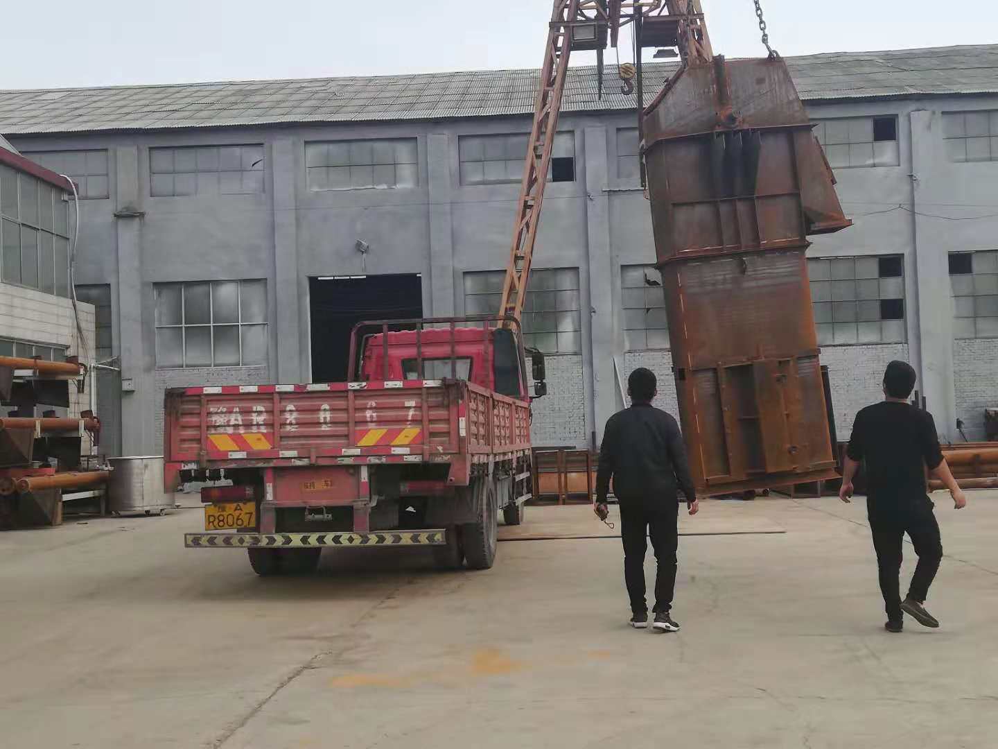 相應(yīng)號召，NE15板鏈提升機(jī)原色出廠